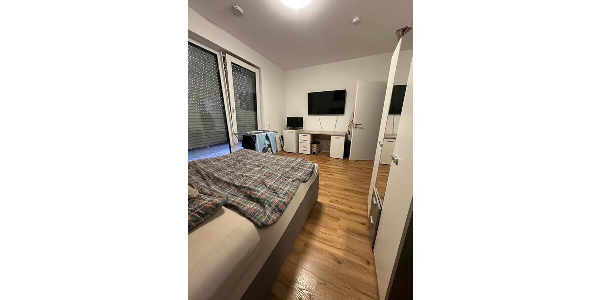 Terrassenwohnung Krefeld - 4 Zimmer, 132 m&sup2;, 1.500&euro; | Angebot:24941232
