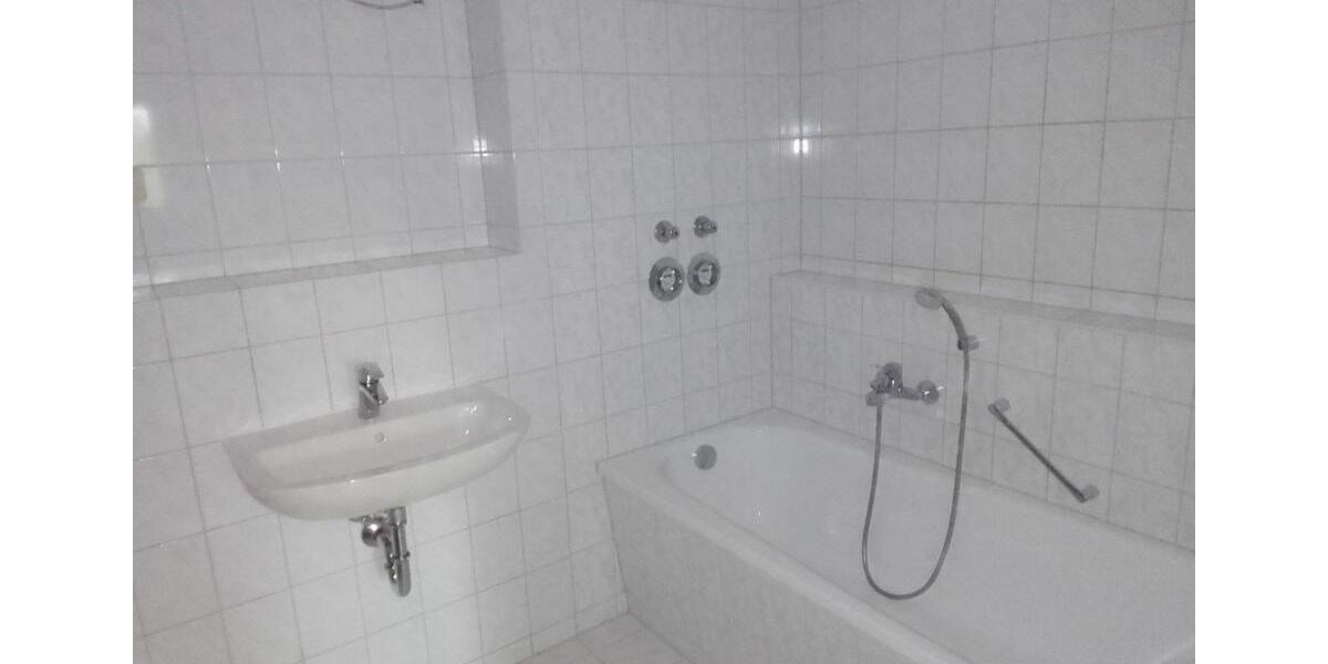 Hochparterre Moritzburg - 3 Zimmer, 76 m&sup2;, 610&euro; | Angebot:25882711