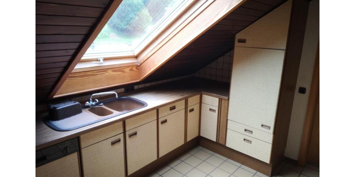 Dachgeschoßwohnung Lindenfels - 5 Zimmer, 110 m&sup2;, 550&euro; | Angebot:25837999