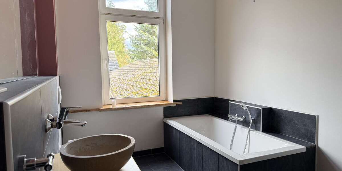 Etagenwohnung Jävenitz Jävenitz - 4 Zimmer, 125 m&sup2;, 750&euro; | Angebot:25813750