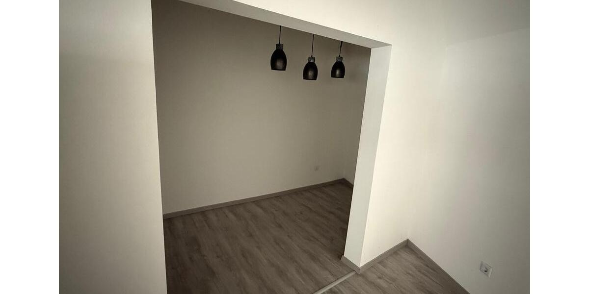 Eigentums Haus zu Vermieten 4 zimmer