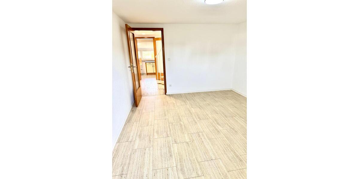 Maisonettenwohnung Osnabrück Hellern - 3 Zimmer, 80 m&sup2;, 1.180&euro; | Angebot:26136418