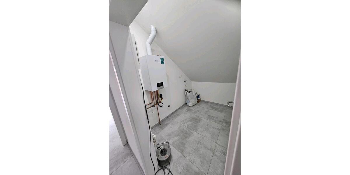 Dachgeschoßwohnung Gronau (Westfahlen) - 3 Zimmer, 110 m&sup2;, 1.200&euro; | Angebot:26426301