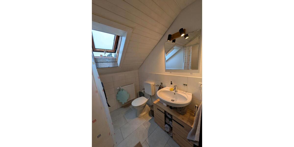 Dachgeschoßwohnung Rottenburg am Neckar - 2 Zimmer, 70 m&sup2;, 800&euro; | Angebot:24944948