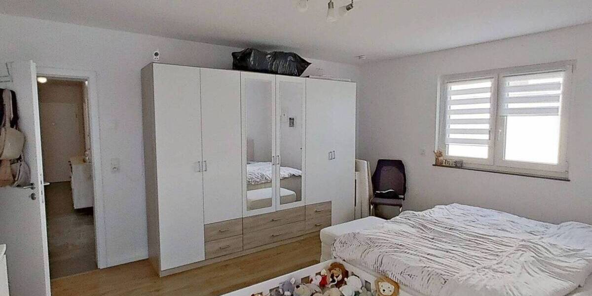 Etagenwohnung Schmelz Hüttersdorf - 3 Zimmer, 101 m&sup2;, 800&euro; | Angebot:26154814
