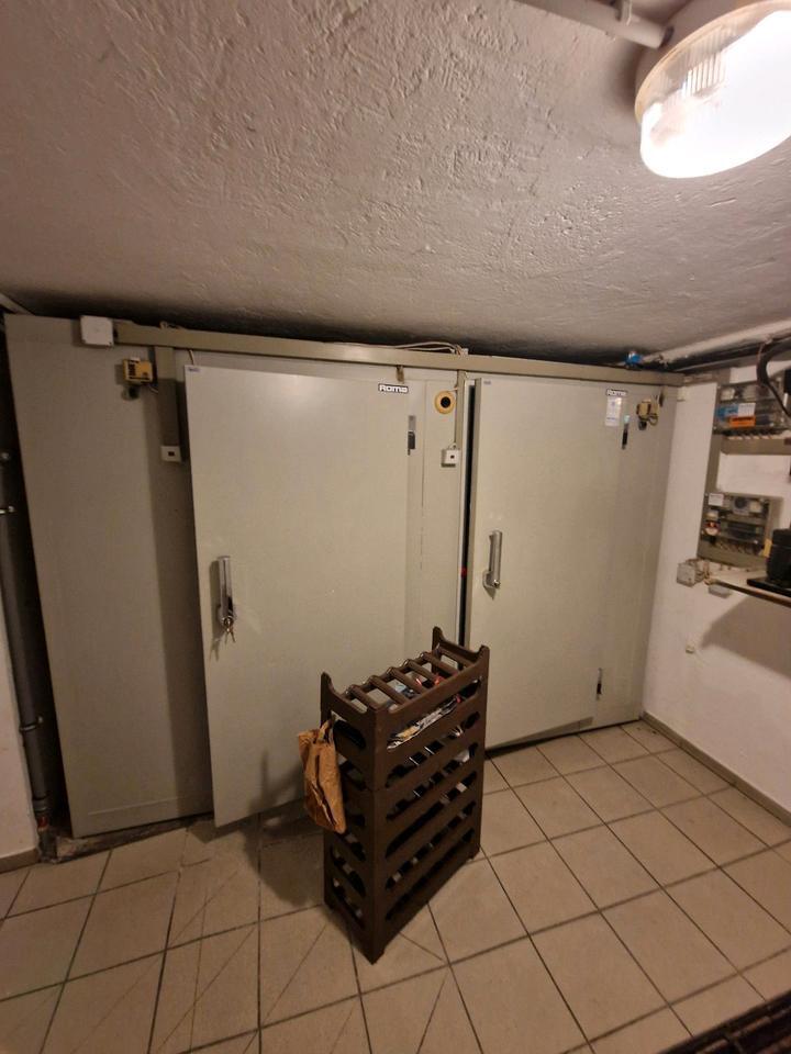 ABLÖSE FREI Restaurant mit GästeZimmer im Villen Stil in einer ruhigen Seitenstraße der Fußgängerzone