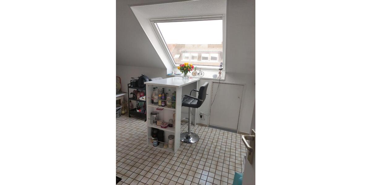 Dachgeschoßwohnung Osnabrück Hafen - 2 Zimmer, 82 m&sup2;, 750&euro; | Angebot:26350807