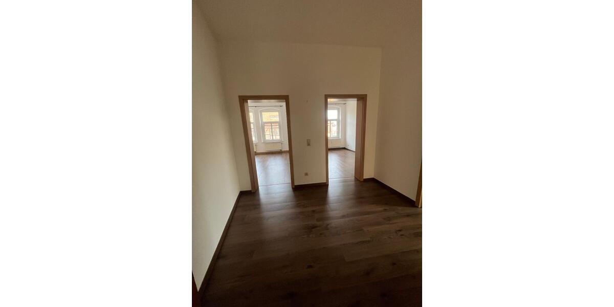 Etagenwohnung Zittau - 4 Zimmer, 78 m&sup2;, 470&euro; | Angebot:25887087