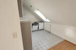 Uffenheim: Helle 2-Zimmer-DG-Wohnung mit Dachbalkon