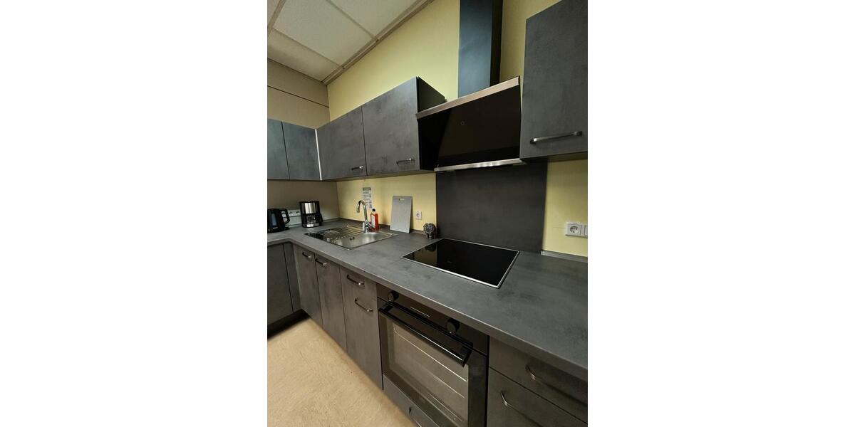 Wohnen auf Zeit Würzburg Lengfeld - 5 Zimmer, 250 m&sup2;, 23&euro; | Angebot:26060455