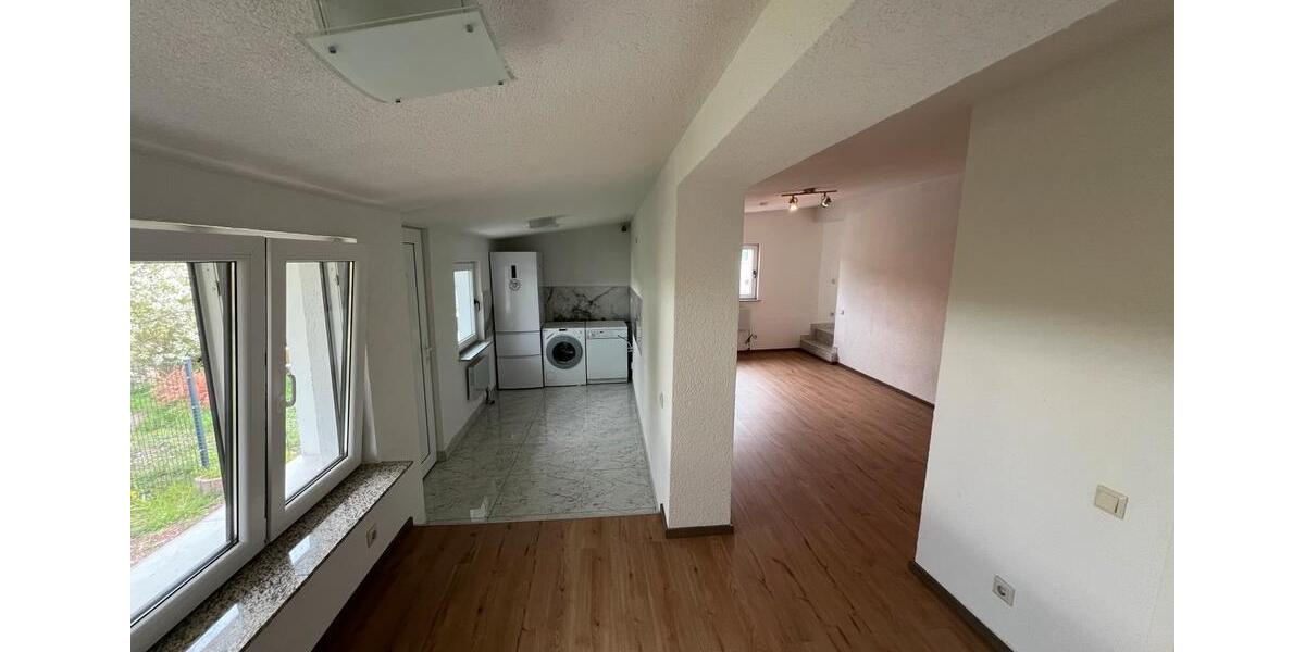 Einfamilienhaus Hohenroda - 3 Zimmer, 81 m&sup2;, 800&euro; | Angebot:26276271