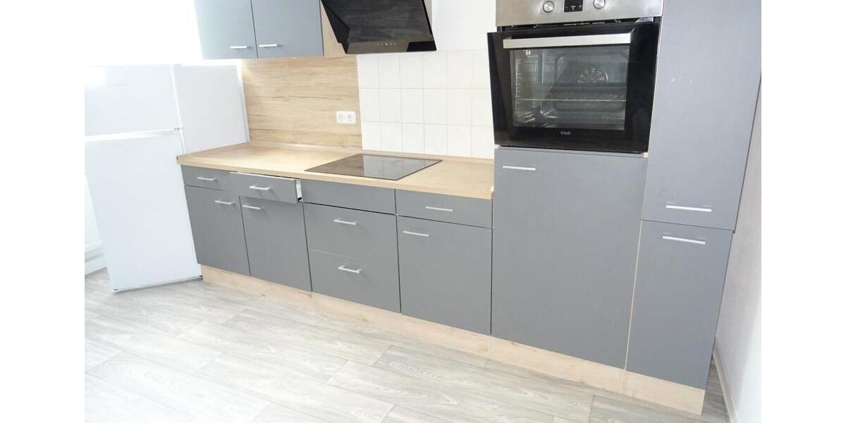 Dachgeschoßwohnung Werdau - 3 Zimmer, 99 m&sup2;, 580&euro; | Angebot:18259417