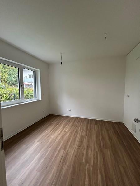 Verwirklichen Sie Ihre Gartenträume - tolle 3 Zimmer Neubauwohnung mit eigenem Garten zimmer