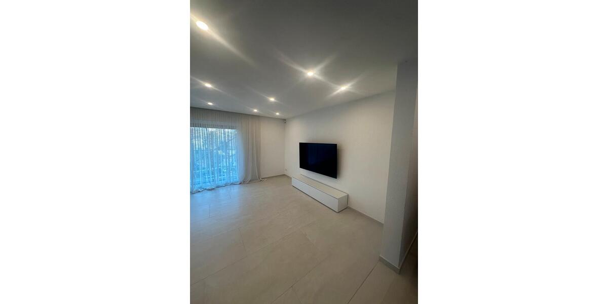 Etagenwohnung Waiblingen - 3.5 Zimmer, 70 m&sup2;, 1.690&euro; | Angebot:26090643