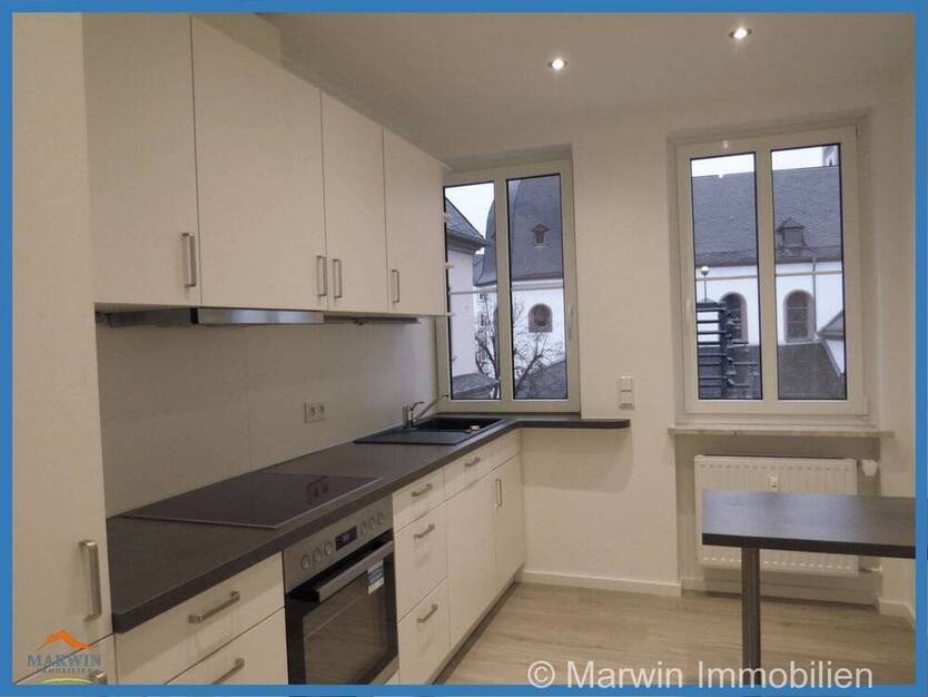 VERMIETET - - - Bitburg, Zentrum, 3 ZKB mit Balkon & EBK