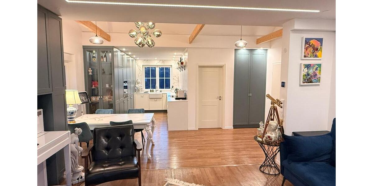 Exklusive, vollmöblierte Penthouse-Wohnung mit luxuriöser Ausstattung nahe Düsseldorf zimmer