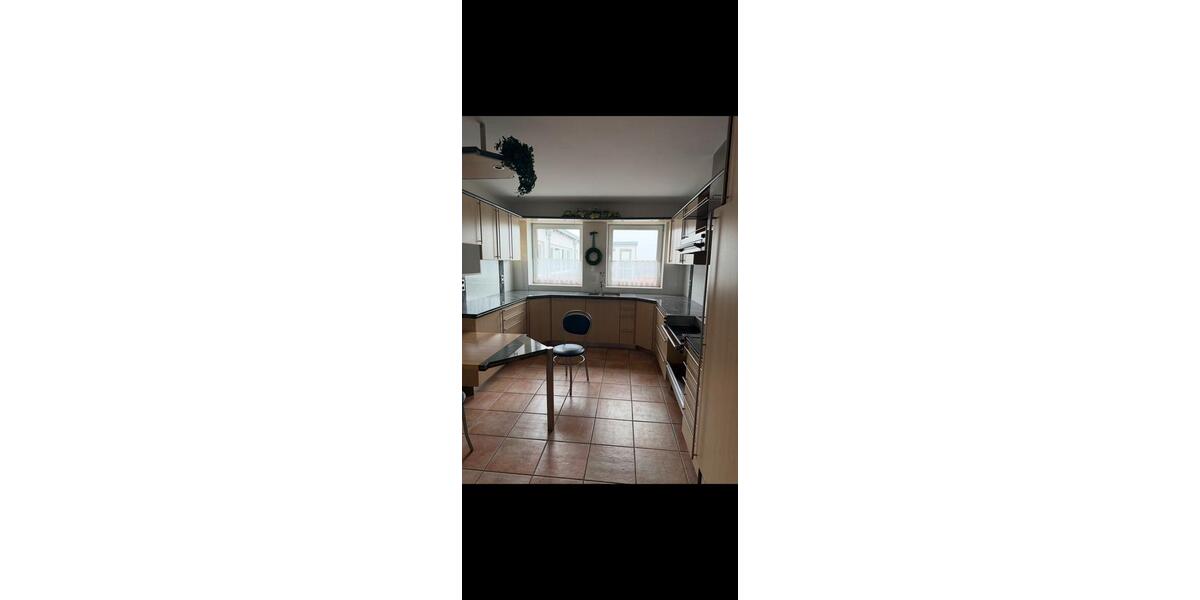Einfamilienhaus Borken - 6 Zimmer, 270 m&sup2;, 2.300&euro; | Angebot:26340395