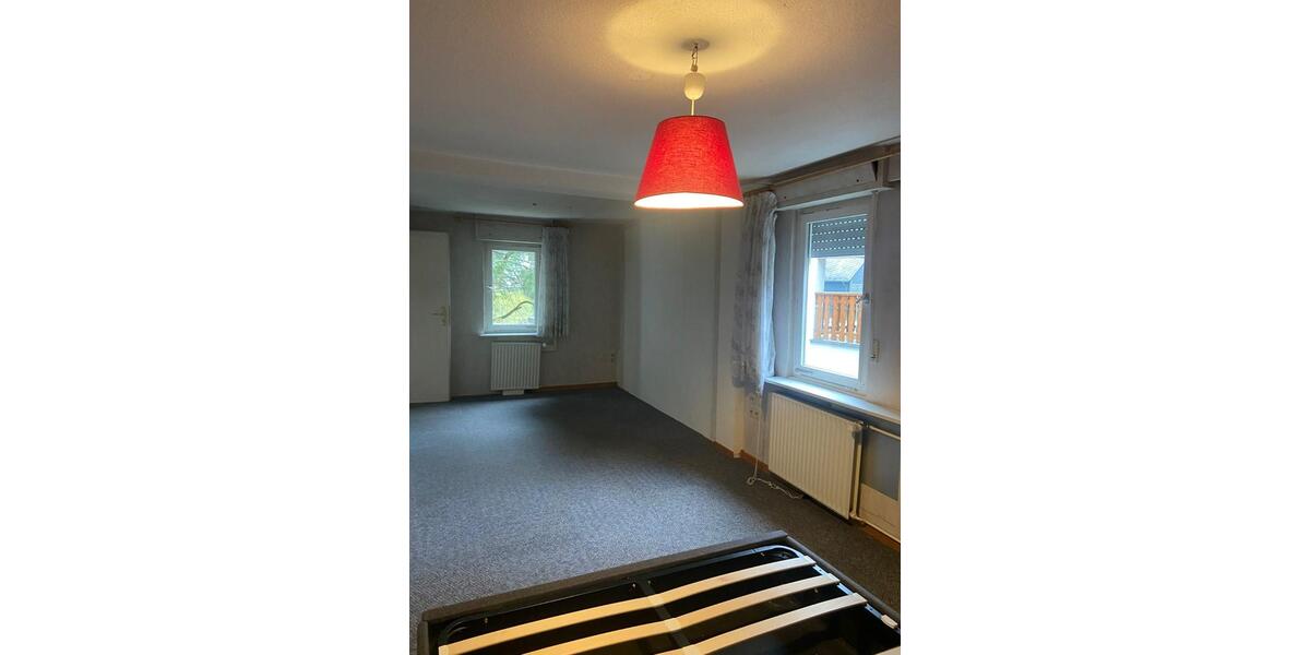 Erdgeschoßwohnung Siegen Eiserfeld - 4 Zimmer, 93 m&sup2;, 800&euro; | Angebot:24781965