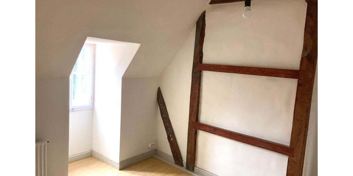 Etagenwohnung Uetersen - 4 Zimmer, 90 m&sup2;, 1.250&euro; | Angebot:25993811