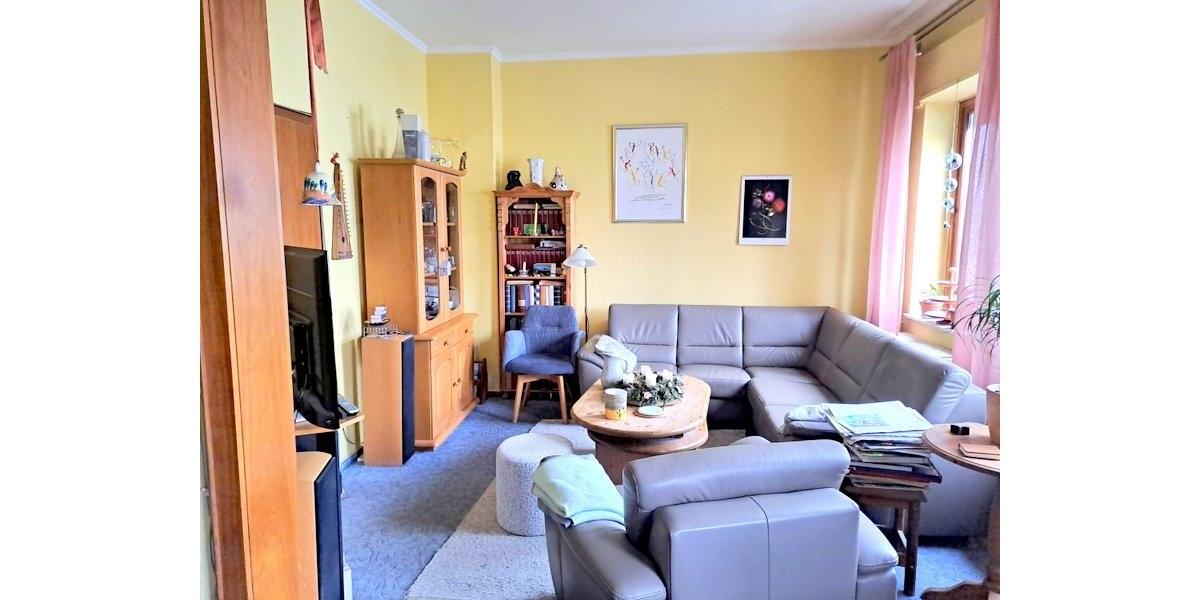 Tolle 3,5 Zimmerwohnung mit Südbalkon ca. 105 m² Wfl. in Löhne Melbergen mit Carportplatz 4 zimmer