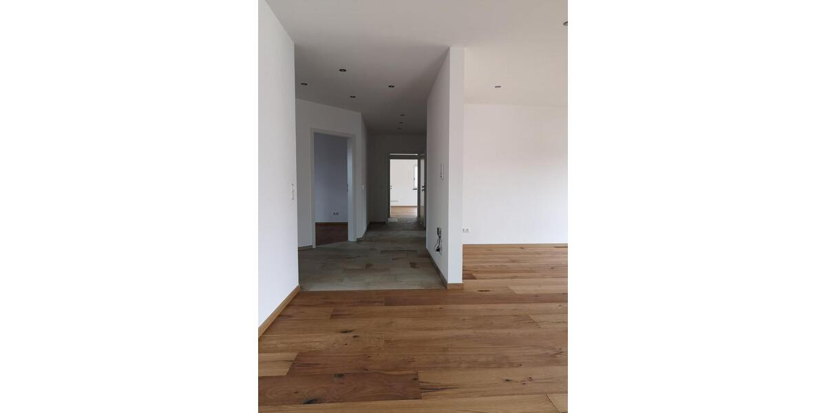 Erdgeschoßwohnung Gnotzheim - 3.5 Zimmer, 107 m&sup2;, 1.050&euro; | Angebot:25047895