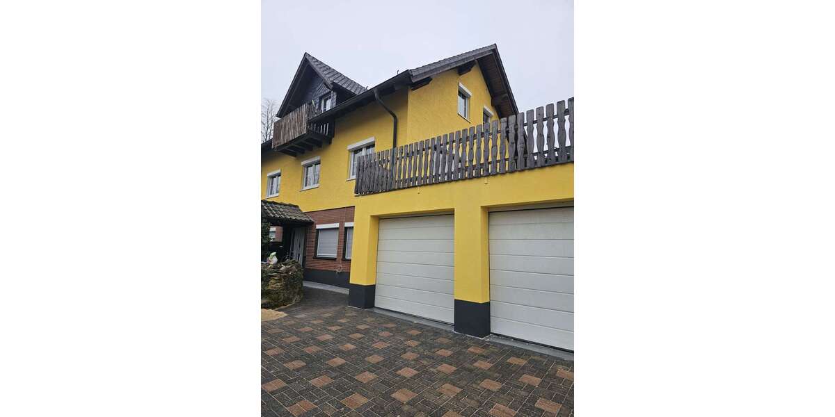 Haus zum Mieten in Frankenau 1.800 € 200 m² 8 zimmer