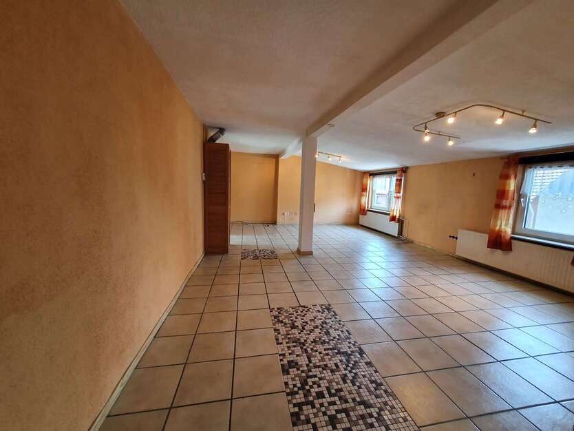 Wohnung zum Mieten in Gelsenkirchen 725 € 106.95 m² 4 zimmer