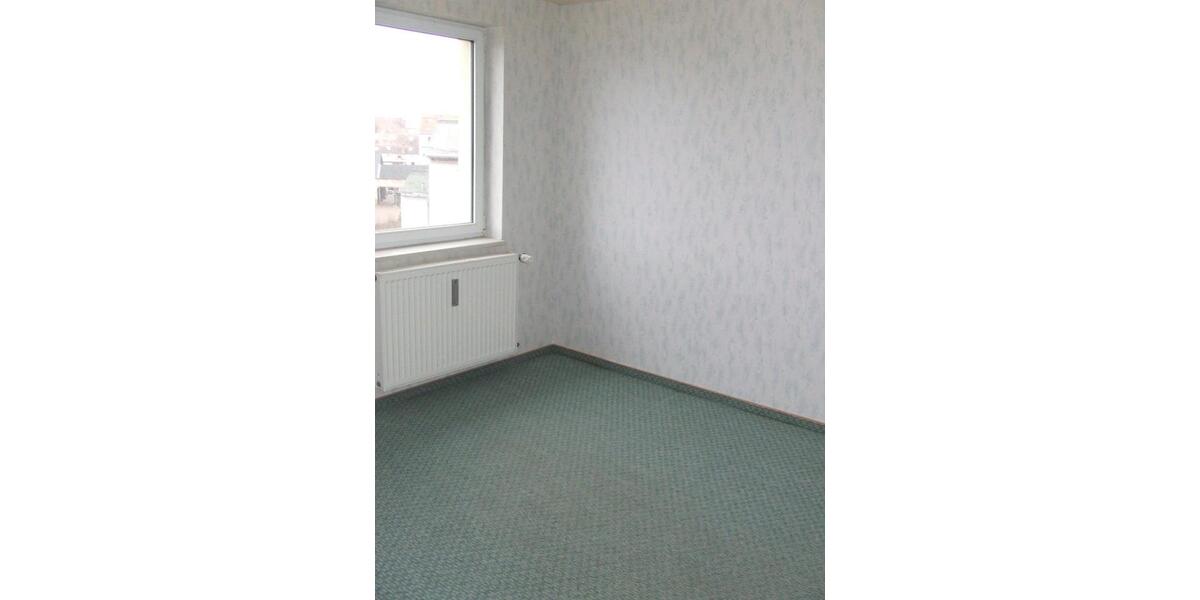 Dachgeschoßwohnung Zerbst (Anhalt) - 3 Zimmer, 120 m&sup2;, 600&euro; | Angebot:24351069