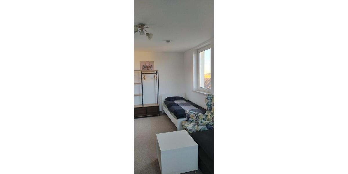 Wohnen auf Zeit Pöhl - 2 Zimmer, 45 m&sup2;, 20&euro; | Angebot:26095236