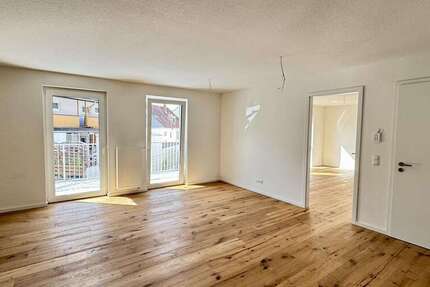 Wohnung zum Mieten in Kaiserslautern 1.100 € 94.06 m² 3 zimmer