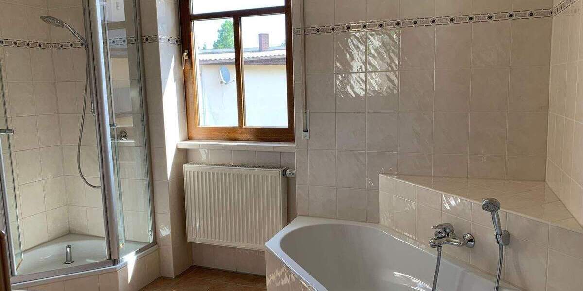 Etagenwohnung Neustadt an der Aisch Neustadt - 3 Zimmer, 86 m&sup2;, 790&euro; | Angebot:24593743