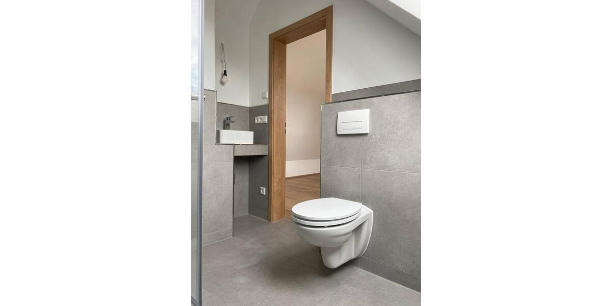 Dachgeschoßwohnung Herzogenaurach - 4 Zimmer, 105 m&sup2;, 1.400&euro; | Angebot:26671306