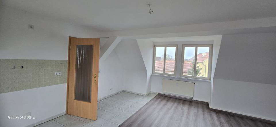 Dachgeschoßwohnung Ballenstedt - 2 Zimmer, 52 m&sup2;, 353&euro; | Angebot:26665425