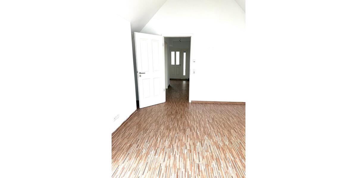 Einfamilienhaus Stade - 3 Zimmer, 95 m&sup2;, 1.500&euro; | Angebot:24742266