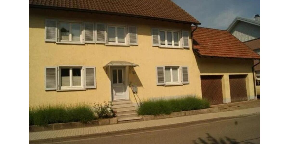 Einfamilienhaus Baden-Baden Lichtental - 4 Zimmer, 180 m&sup2;, 1.499&euro; | Angebot:25374580
