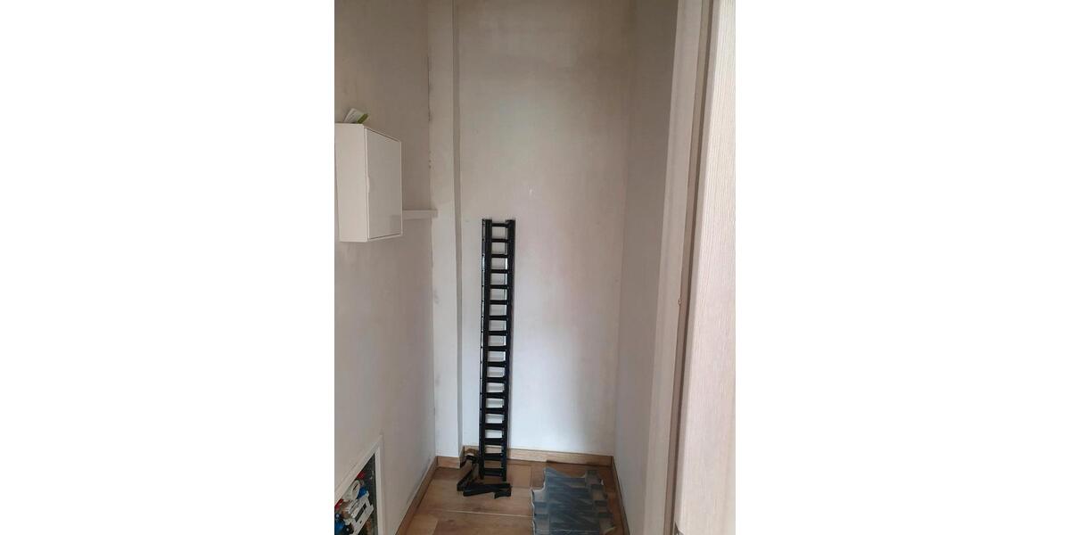 Dachgeschoßwohnung Butzbach - 2 Zimmer, 55 m&sup2;, 850&euro; | Angebot:24851860