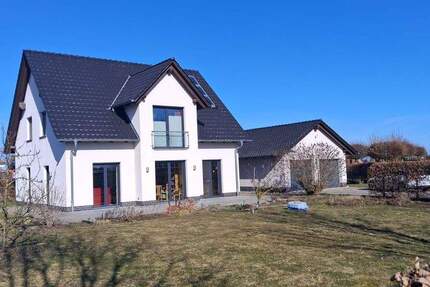 Haus Fehrbellin - 5 Zimmer, 170 m&sup2;, 1.700&euro; | Angebot:25819994