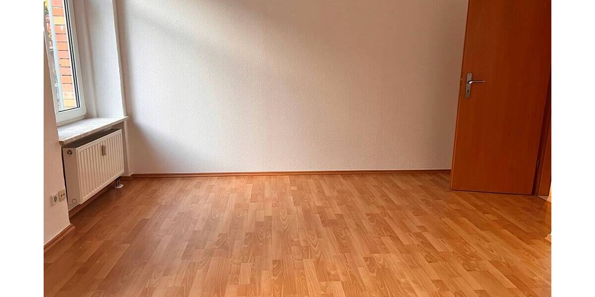 Etagenwohnung Plauen Stadtmitte - 3 Zimmer, 78 m&sup2;, 400&euro; | Angebot:26657190