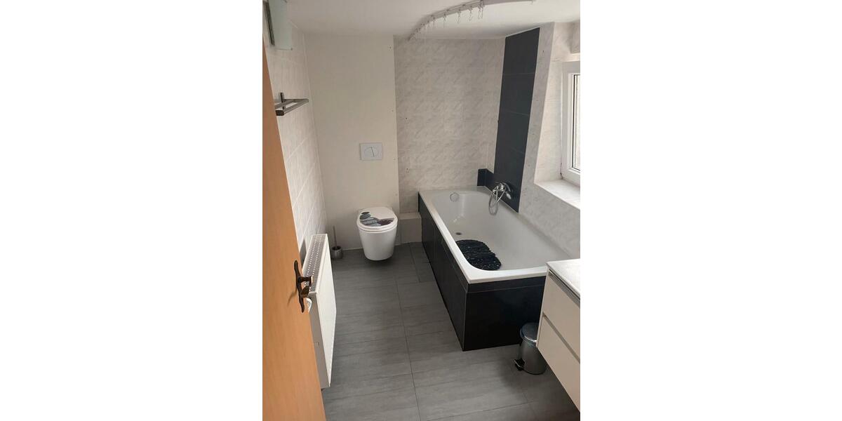 Wohnen auf Zeit Dinslaken Lohberg - 3 Zimmer, 80 m&sup2;, 20&euro; | Angebot:26676140
