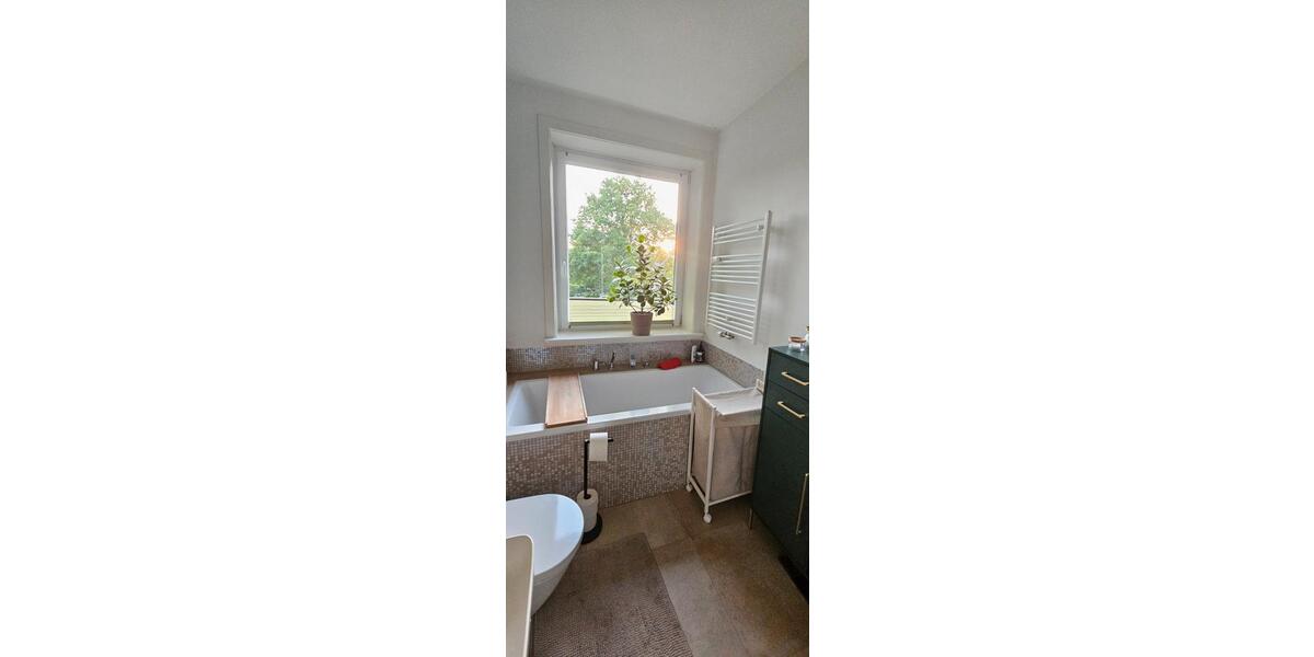 Etagenwohnung Hamburg Ohlsdorf - 4 Zimmer, 118 m&sup2;, 2.500&euro; | Angebot:26702704