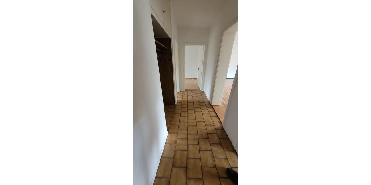 Erdgeschoßwohnung Goslar - 3 Zimmer, 71 m&sup2;, 595&euro; | Angebot:25886875