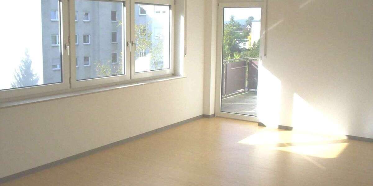 Etagenwohnung Schwerte - 3 Zimmer, 81 m&sup2;, 610&euro; | Angebot:27248088