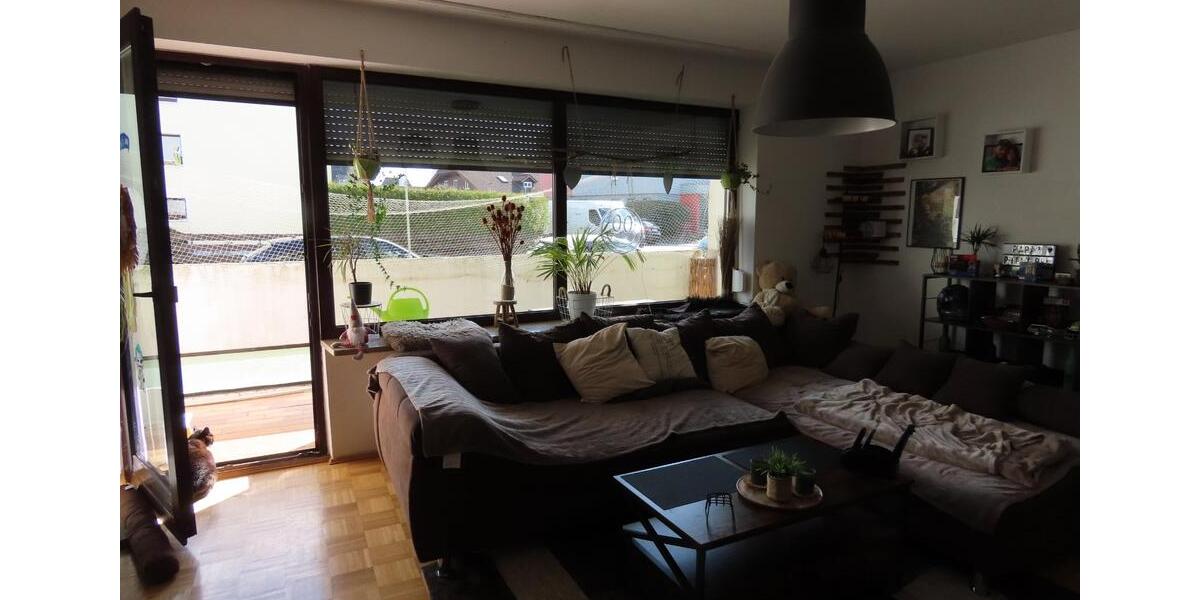 Erdgeschoßwohnung Marktredwitz - 3 Zimmer, 80 m&sup2;, 590&euro; | Angebot:25791187