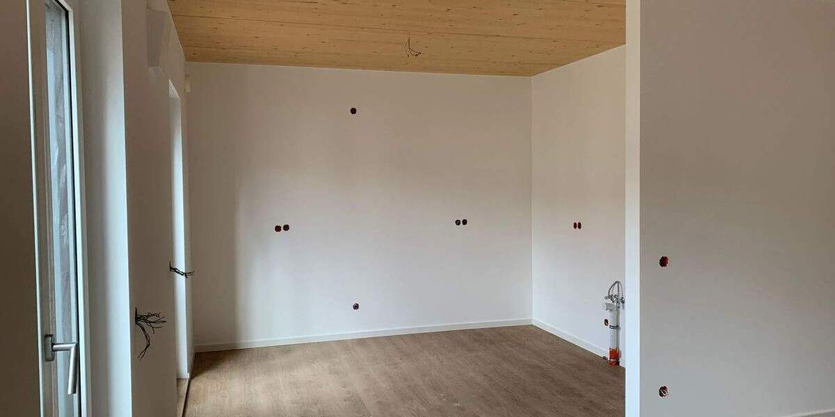 Etagenwohnung Dresden Äußere Neustadt - 3 Zimmer, 100 m&sup2;, 1.660&euro; | Angebot:25836250