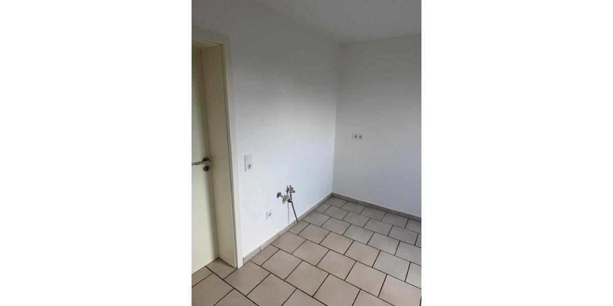Etagenwohnung Blieskastel - 4 Zimmer, 93 m&sup2;, 750&euro; | Angebot:26257391