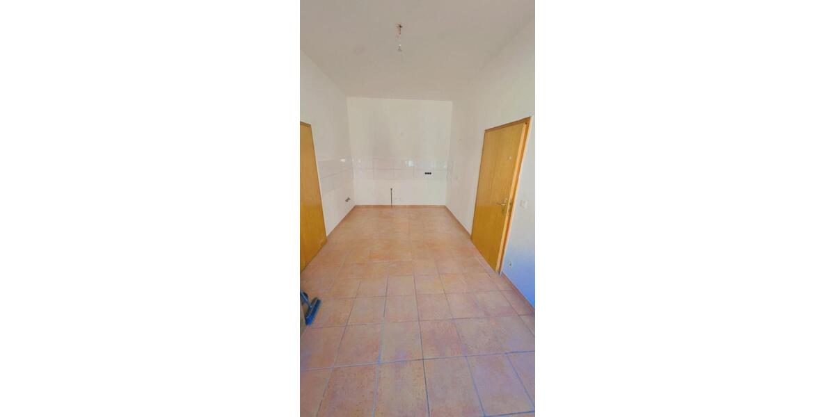 Erdgeschoßwohnung Saarbrücken Dudweiler - 4 Zimmer, 110 m&sup2;, 850&euro; | Angebot:25984168