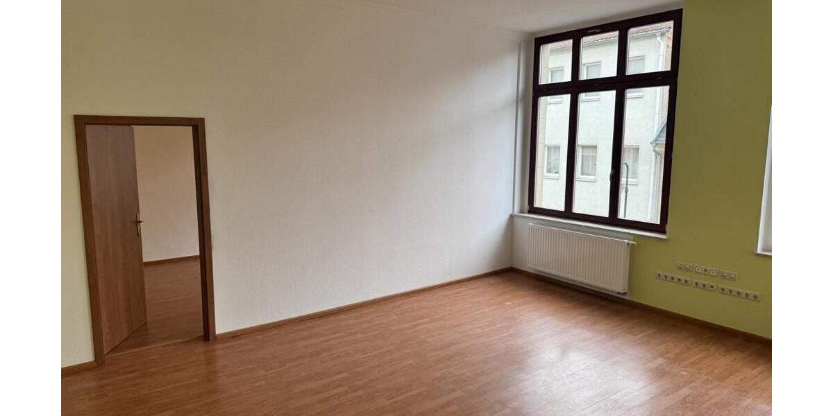 Gewerbeobjekt Oschatz - 9 Zimmer, 102 m&sup2;, 843&euro; | Angebot:25729436