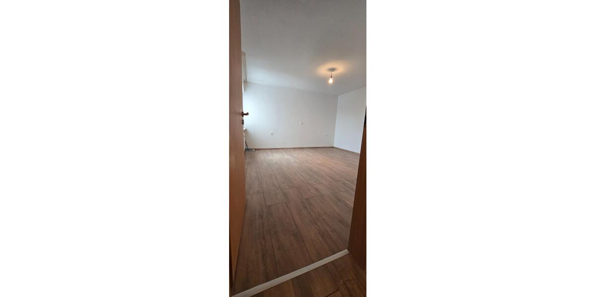 Etagenwohnung Fellbach - 3 Zimmer, 87 m&sup2;, 1.550&euro; | Angebot:25384310