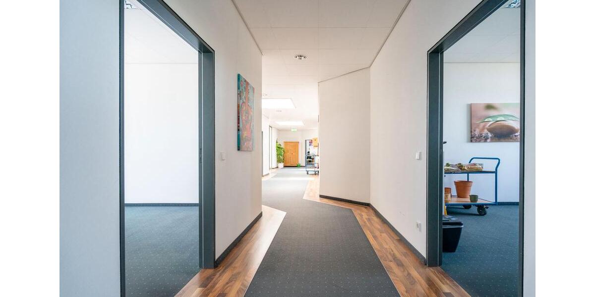 Gewerbeobjekt Laichingen - 3.500&euro; | Angebot:24774890