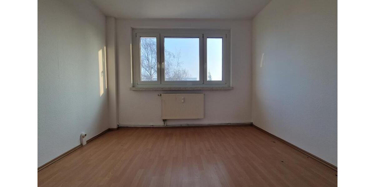 Etagenwohnung Hettstedt - 4 Zimmer, 70 m&sup2;, 330&euro; | Angebot:25366013